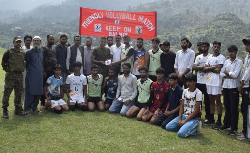 Army organises friendly Volleyball match in Mendhar 